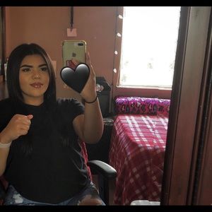 Meet your Posher, Daniela